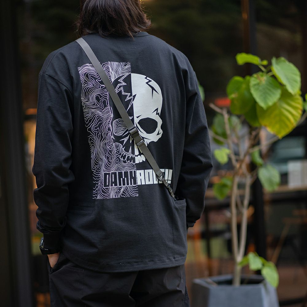 PLAY UTILITY BACK POCKET Long Sleeve Logo T-Shirts DAMNGOOD