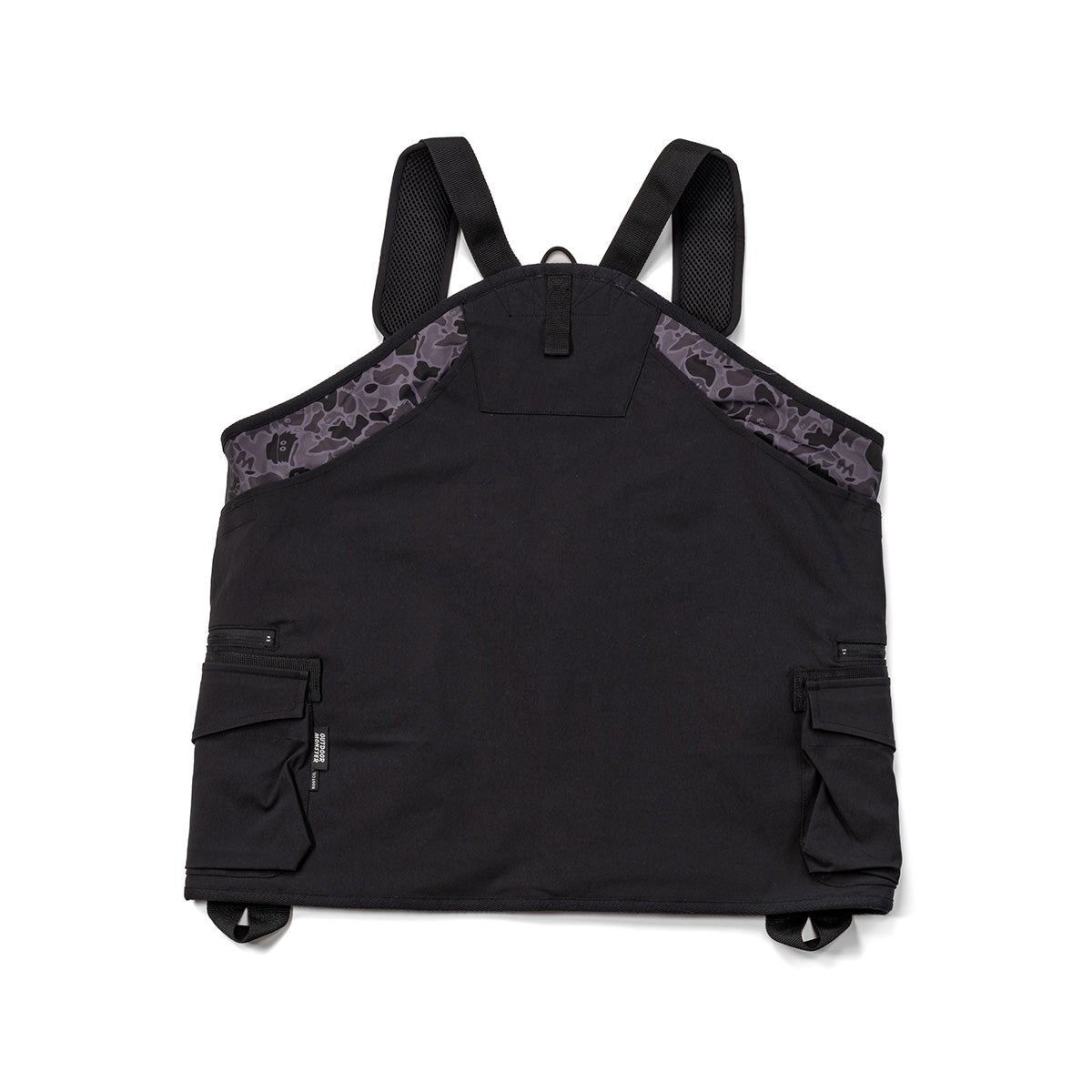 OUTDOOR MONSTER × ROOT CO. UTILITY VEST | ROOT CO. ONLINE SHOP