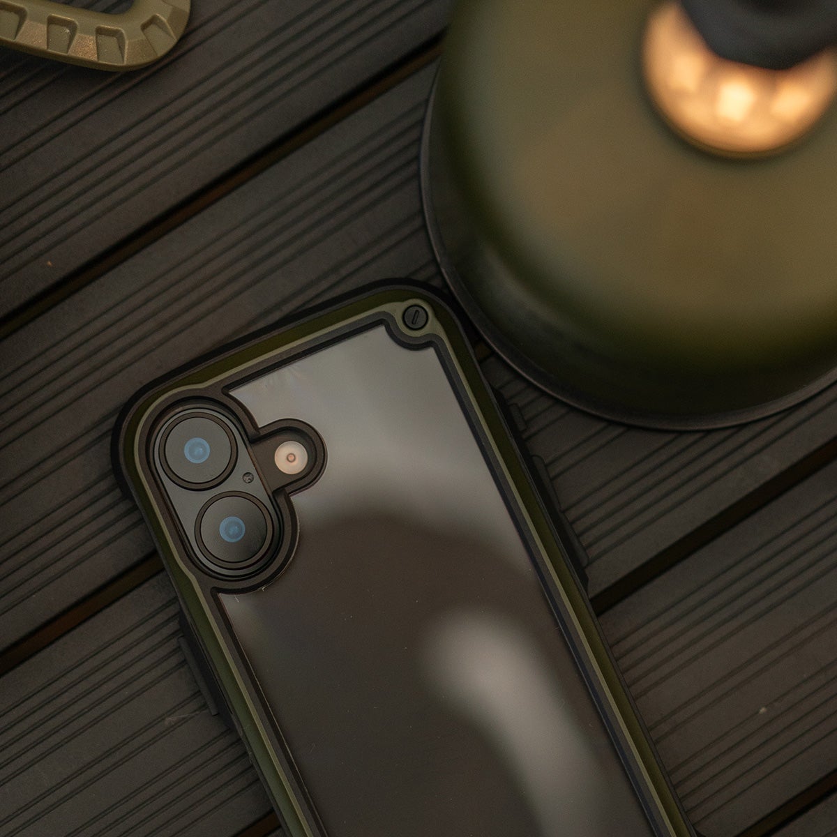 iPhone17Pro/iPhone18Pro兼用】GRAVITY Shock Resist Tough & Basic